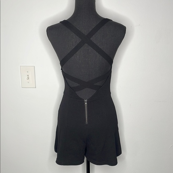 silence + noise Pants - SILENCE + NOISE Black Sleeveless Romper